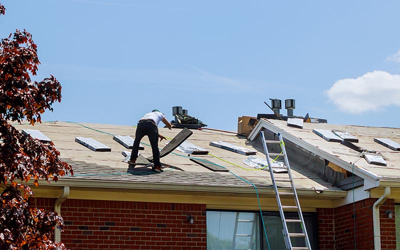 The Woodlands Roofer Near Me